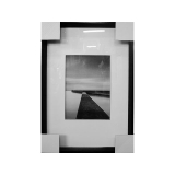 黑白攝影-水畔-(y11791 攝影作品w38xh54cm(含框尺寸)，可指定尺寸) 