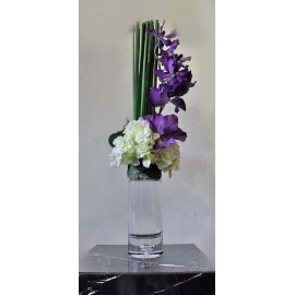 y14413 花藝設計- 茶几用直立式- 萬代蘭造型花藝(紫)