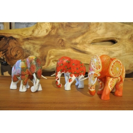 熱帶水果彩繪木雕大象-三入-紅毛丹-草莓-柳橙花紋-y15159-木雕(已售出)--可預購